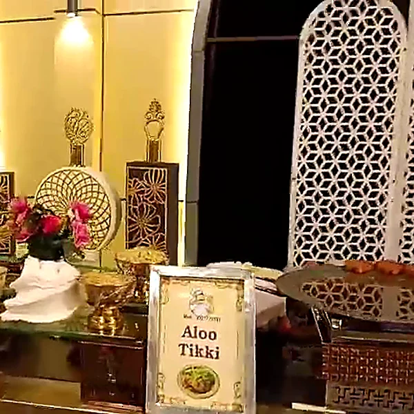 Aloo Tikki live counter at an MG Caterers event