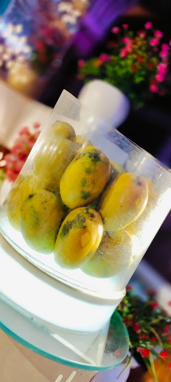 Mango display